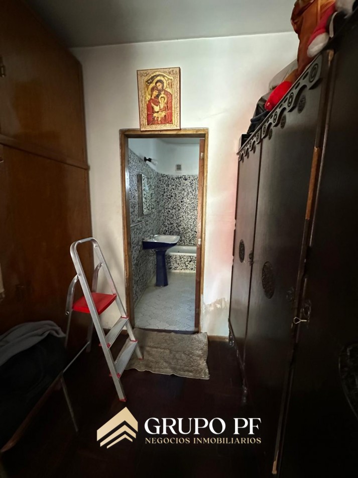 CASA 4 DORM. EN VILLA BELGRANO - REAL OPORTUNIDAD