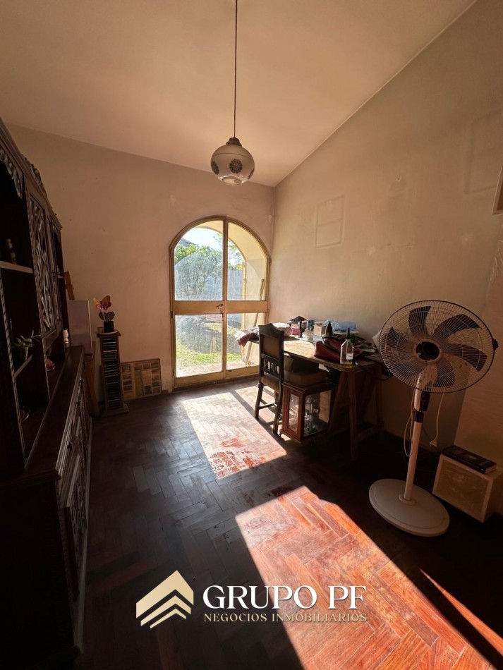 CASA 4 DORM. EN VILLA BELGRANO - REAL OPORTUNIDAD