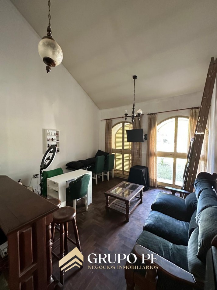 CASA 4 DORM. EN VILLA BELGRANO - REAL OPORTUNIDAD