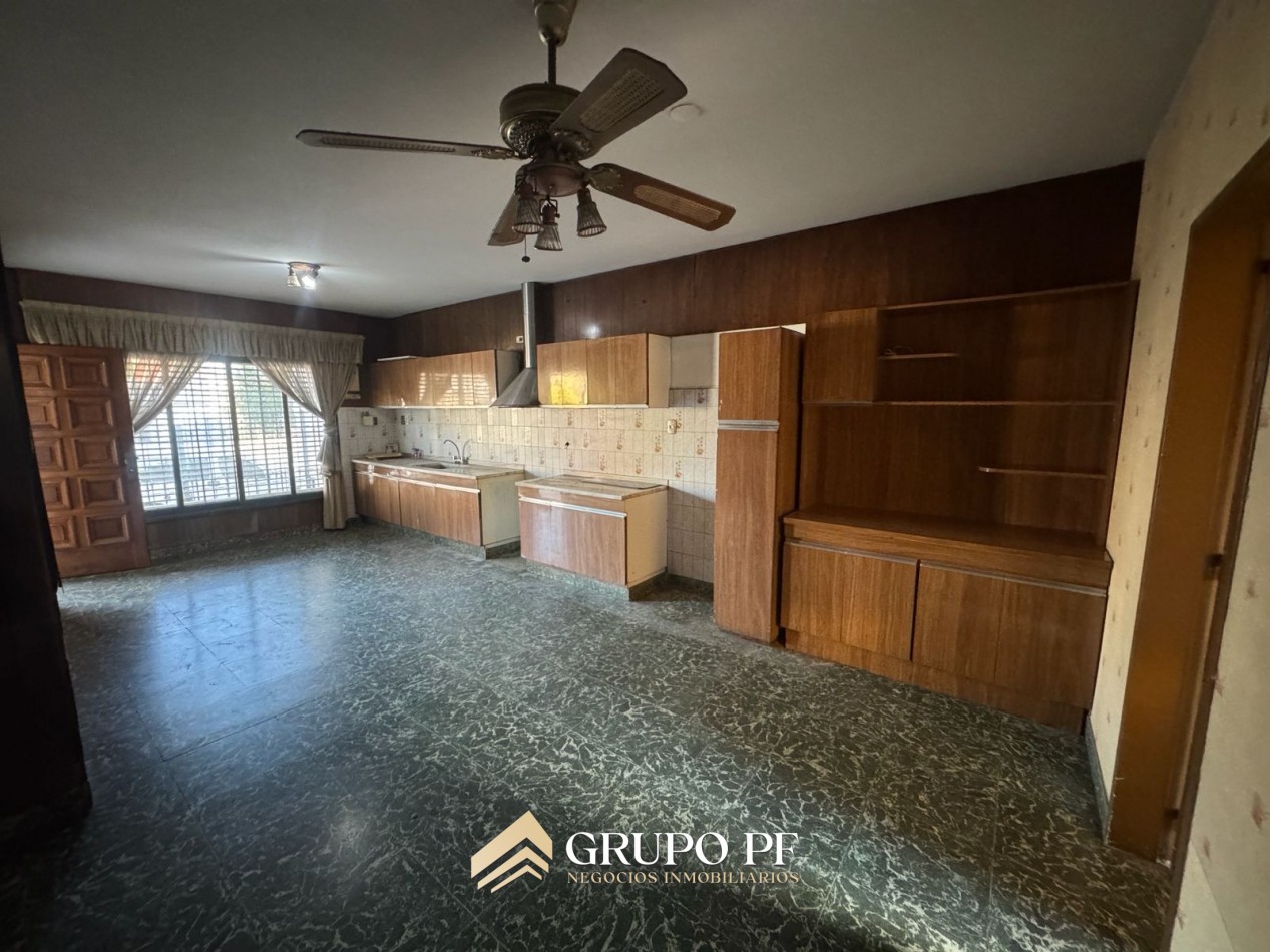 CASA APTO CREDITO A MTS DE AV. SABATTINI