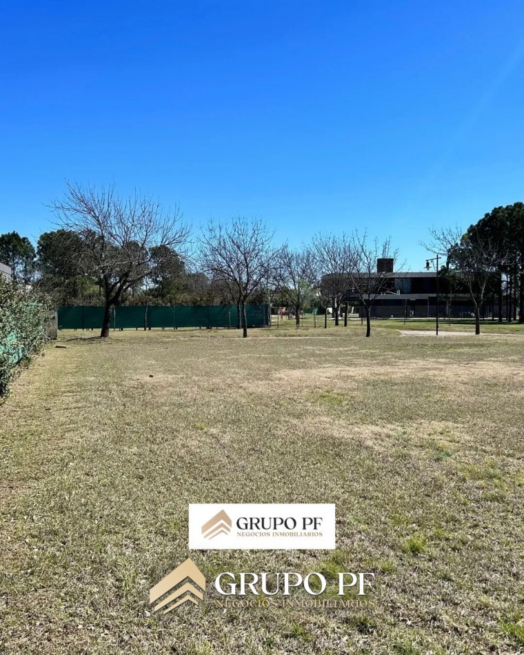 LOTE ESQUINA EN CHACRAS DE LA VILLA 