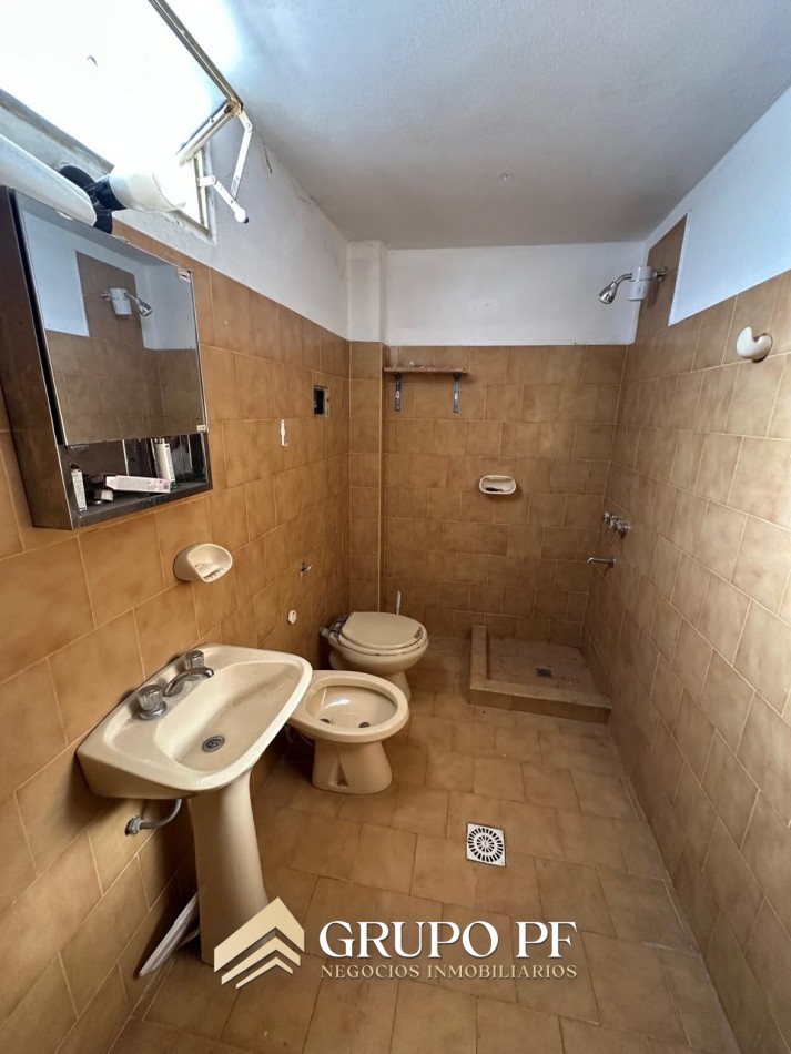 CASA 4 DORM. EN VILLA BELGRANO - REAL OPORTUNIDAD
