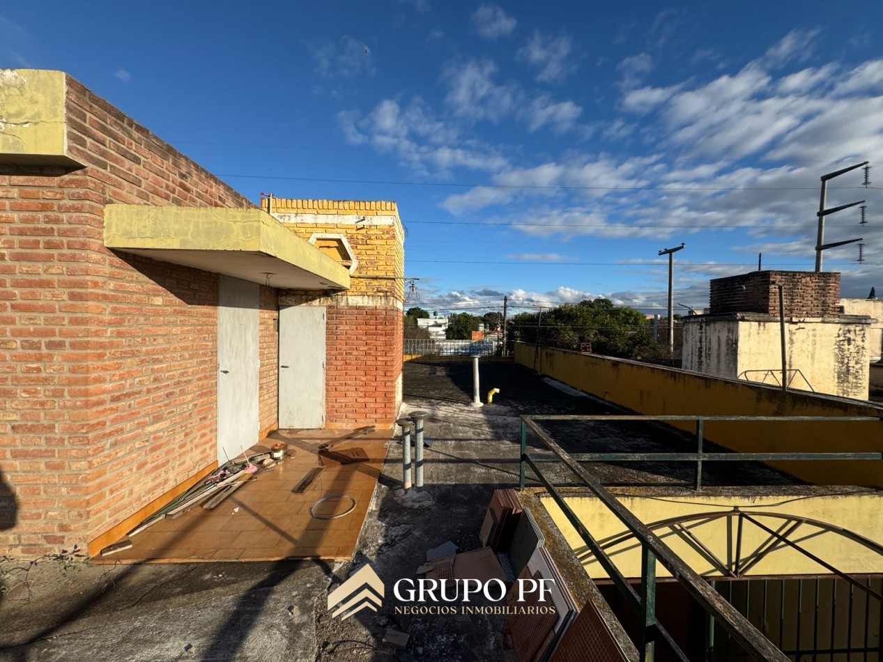 CASA APTO CREDITO A MTS DE AV. SABATTINI
