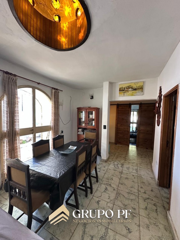 CASA 4 DORM. EN VILLA BELGRANO - REAL OPORTUNIDAD